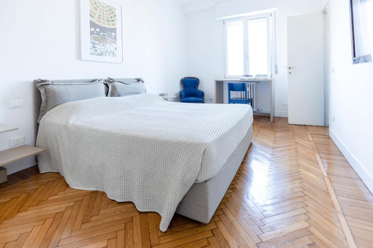 Milan Flat 5 Min From Duomo With Park For Small Cars Luaran gambar